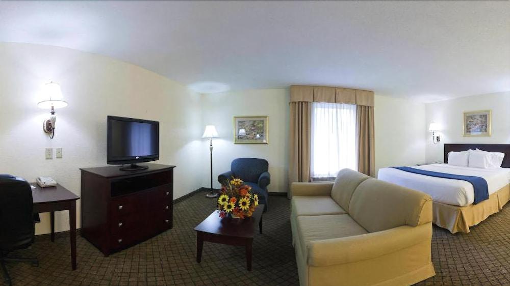 Hotel Clarion Pointe-Dillard Near Blue Ridge Mountains Exterior foto