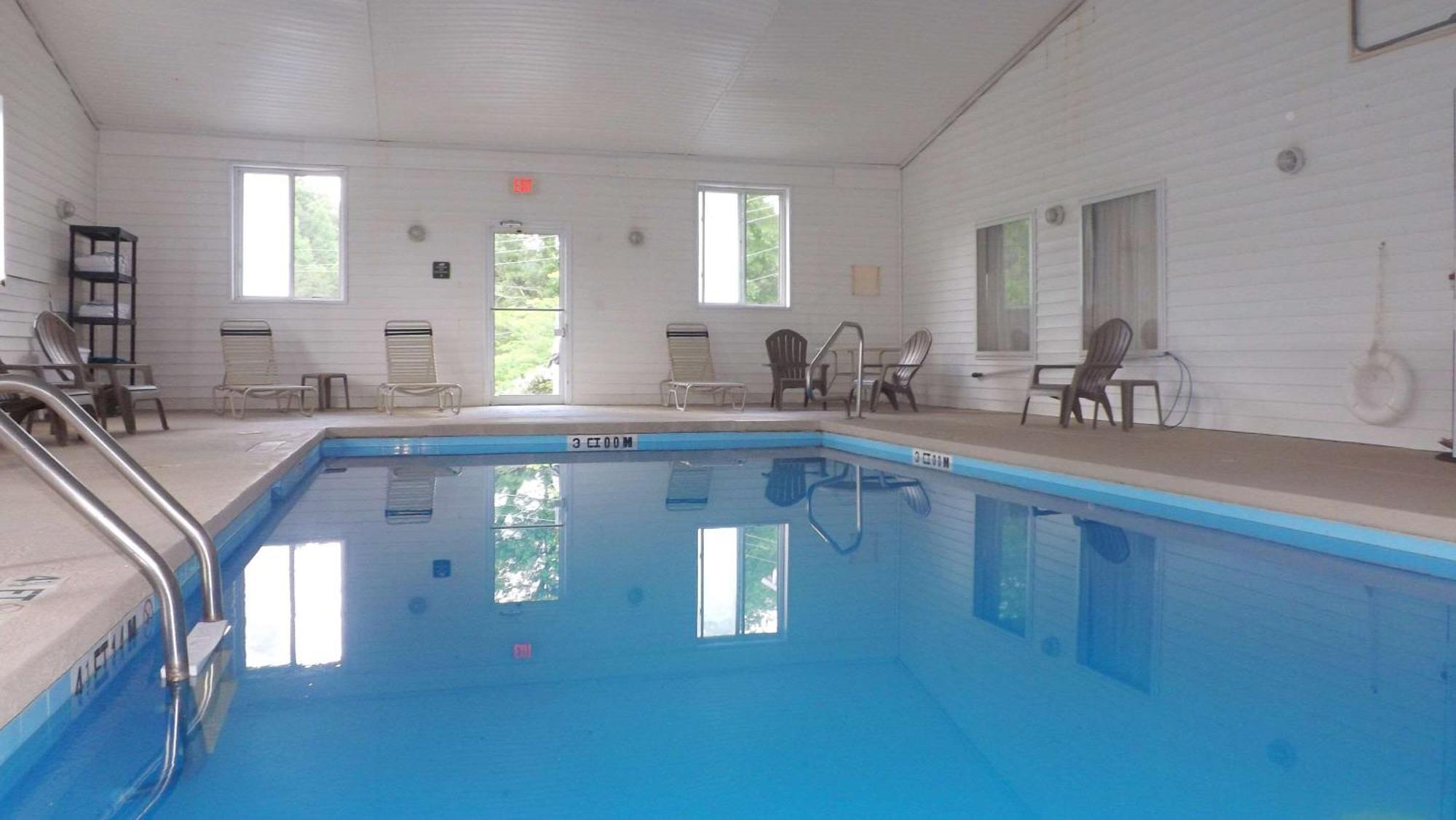 Hotel Clarion Pointe-Dillard Near Blue Ridge Mountains Exterior foto